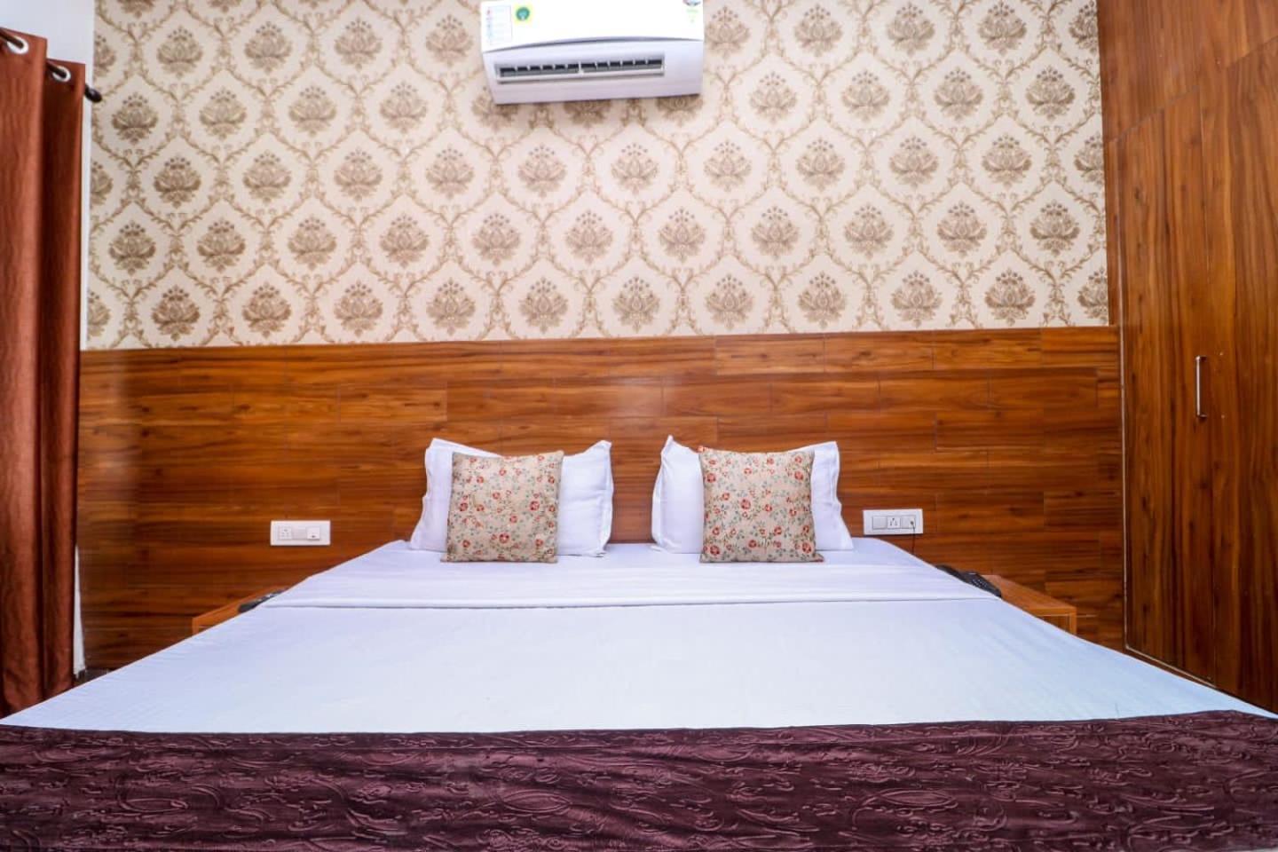 Patiāla Hotel Fusion מראה חיצוני תמונה